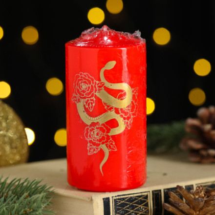 Распродажа Свеча - цилиндр красная с золотой змеёй