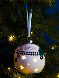 Ёлочный шар с подсветкой «Снеговик» 1 LED, керамика, свечение тёплое белое