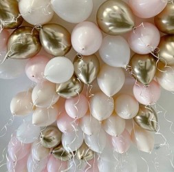 Воздушные шары в потолок День романтики
