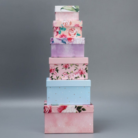 Подарочная коробка «Цветы», квадрат
