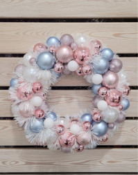 Новогодний венок из Ёлочных шаров Ассорти